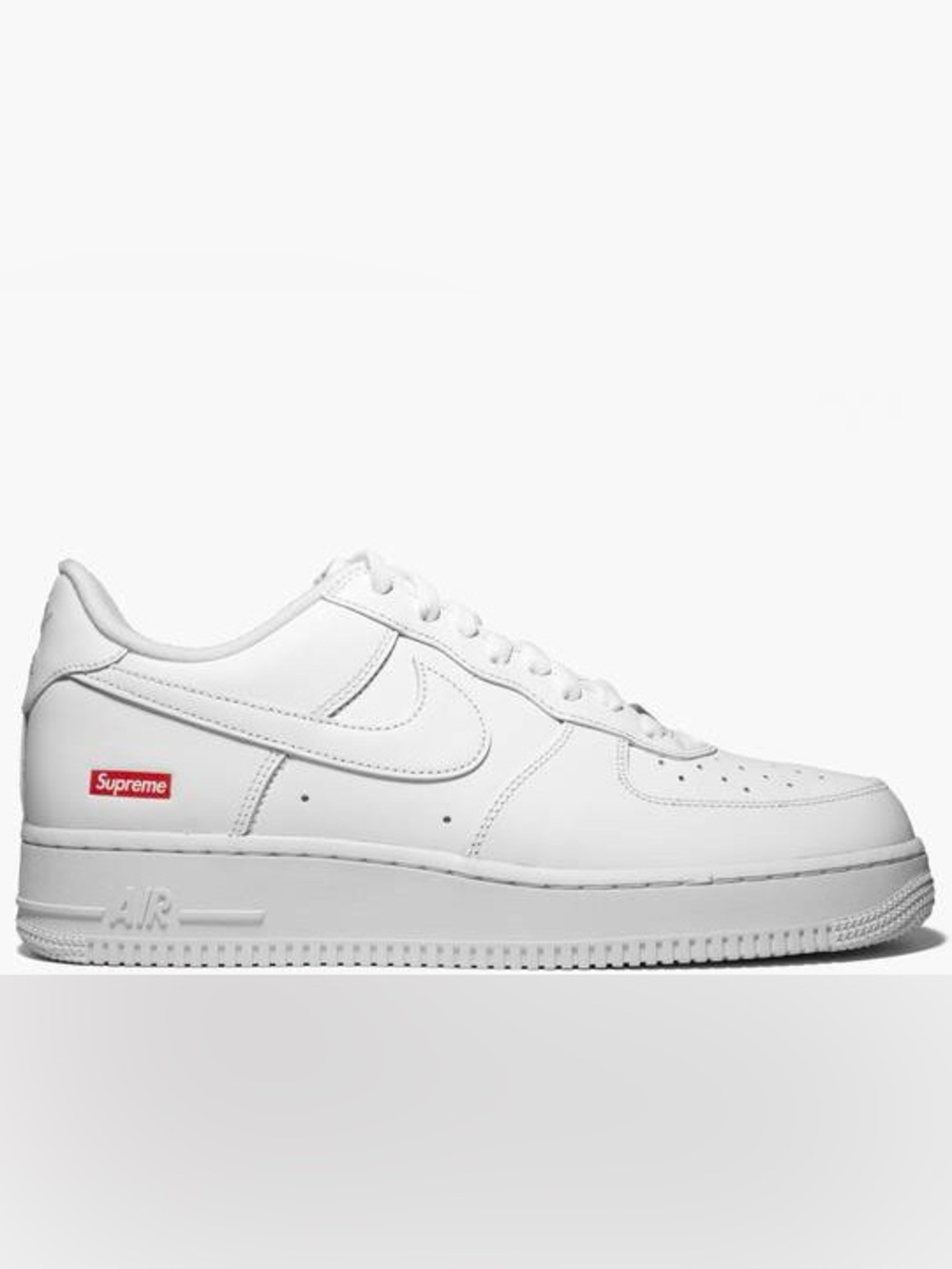 Nike Air Force 1 Low x Supreme sneakers size 9.5